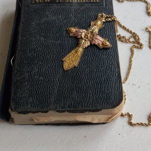 vintage handmade gold cross necklace